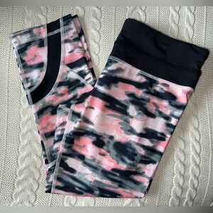 Lululemon Run Inspire Crop II Luxtreme Wamo Camo Barely Pink Black Size 6